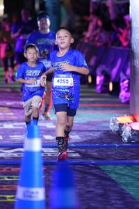 BIB: 4352
                            <button type="button" onclick="openModal(26221137)" class="btn btn-primary btn-sm float-right btn-popup" data-toggle="modal" data-target=".modal-high-quality">
                        <i class="fas fa-shopping-cart"></i> Add to Cart
                    </button>
                                            <button type="button" onclick="isThisMe(26221137, true)" class="btn btn-success btn-sm float-right btn-popup btn-isme hidden" data-toggle="tooltip" data-placement="bottom" title="นี่คือรูปของคุณใช่ไหม คลิกที่นี่เพื่อเอาเข้าอัลบั้ม">
                        <i class="fas fa-plus"></i> Add to album
                    </button>
                    <button type="button" onclick="isThisMe(26221137, false)" class="btn btn-warning btn-sm float-right btn-popup btn-isnotme hidden">
                        <i class="fas fa-ban"></i> Remove from album
                    </button>